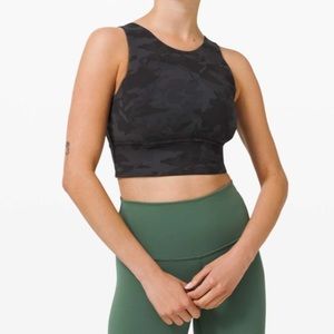 Stronger As One Long Line Bra *Med Support, C/D Cup